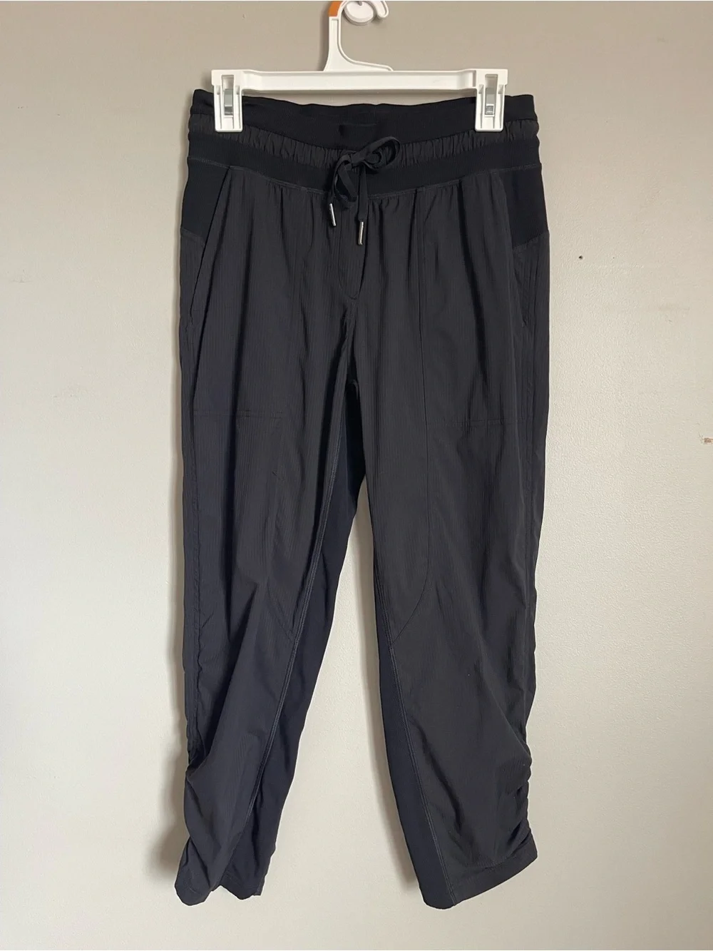 LULULEMON | Black Dance Studio Athletic Jogger Pants Sz 6